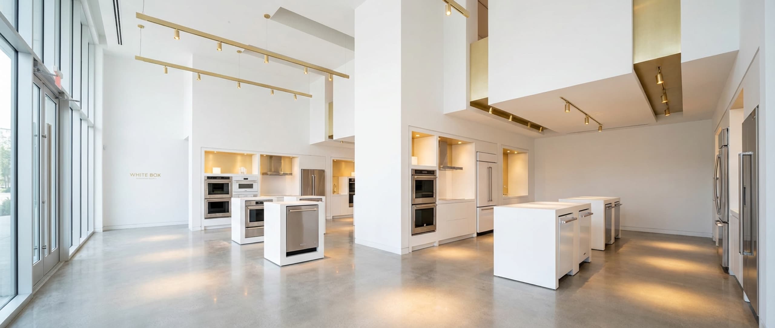 Luxury Mediterranean kitchen