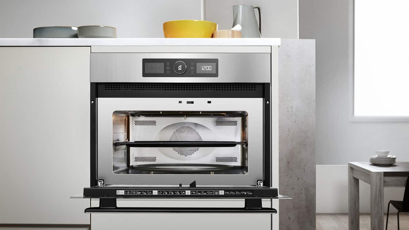 Whirlpool Built in Microwave Oven - W7 MW541 (2)